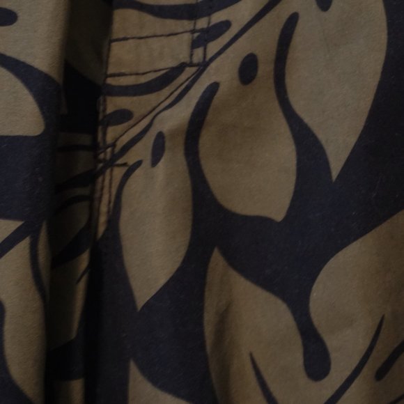 Hawaiian Performance Surf Black & Army Green Leaf Tropical Board Shorts Men’s 32 - Picture 2 of 4